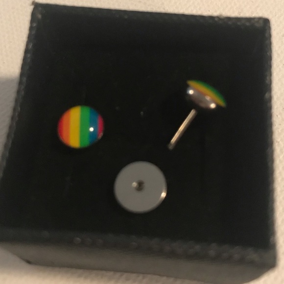 'Pho plug' pierced rainbow 🌈earings👂💜 - Picture 3 of 7